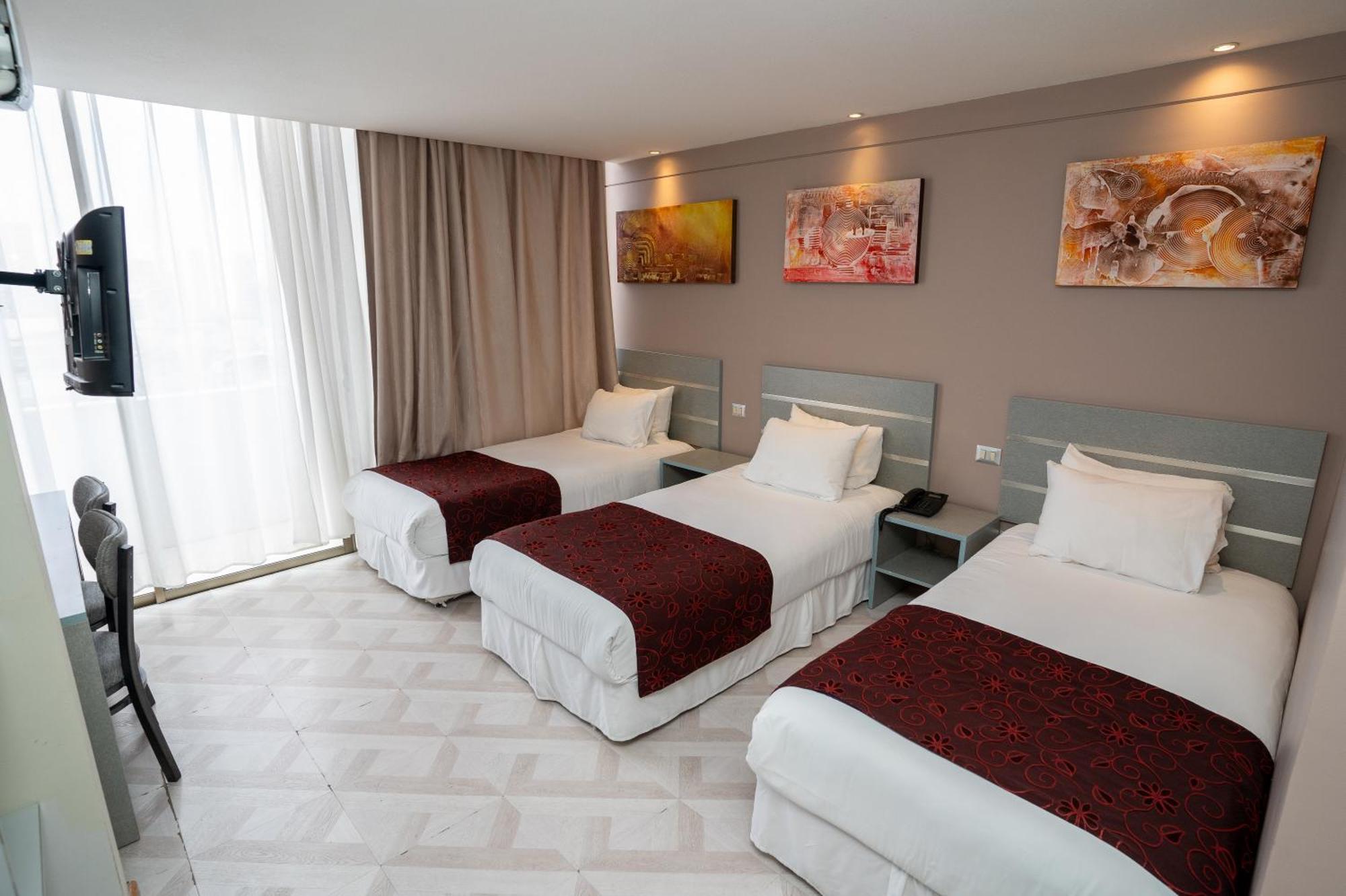 Hotel Gavina Express איקוויקה מראה חיצוני תמונה
