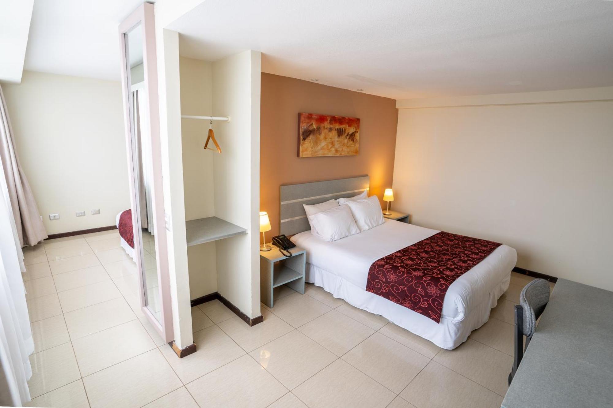 Hotel Gavina Express איקוויקה מראה חיצוני תמונה