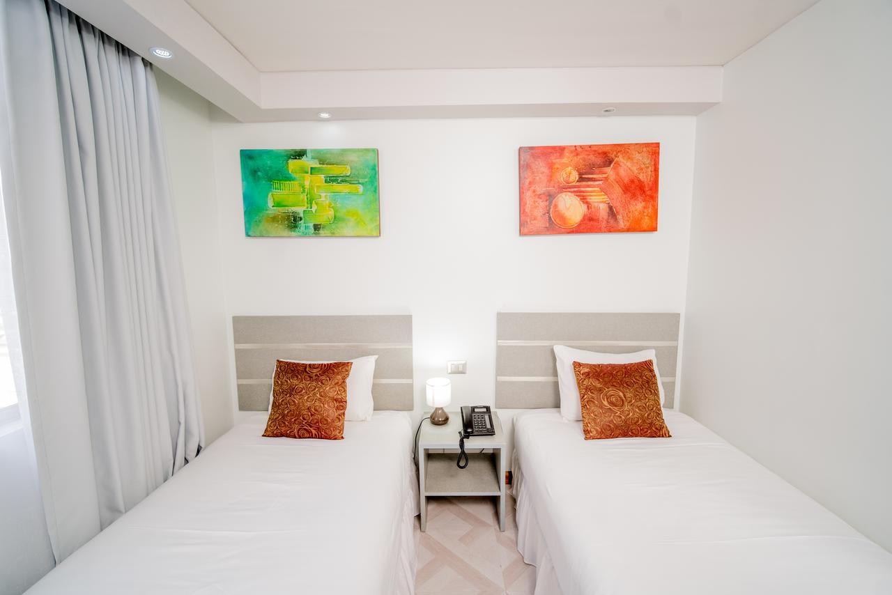 Hotel Gavina Express איקוויקה מראה חיצוני תמונה