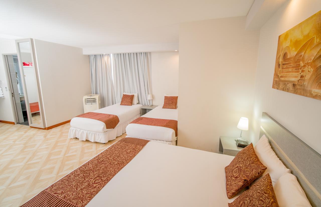 Hotel Gavina Express איקוויקה מראה חיצוני תמונה