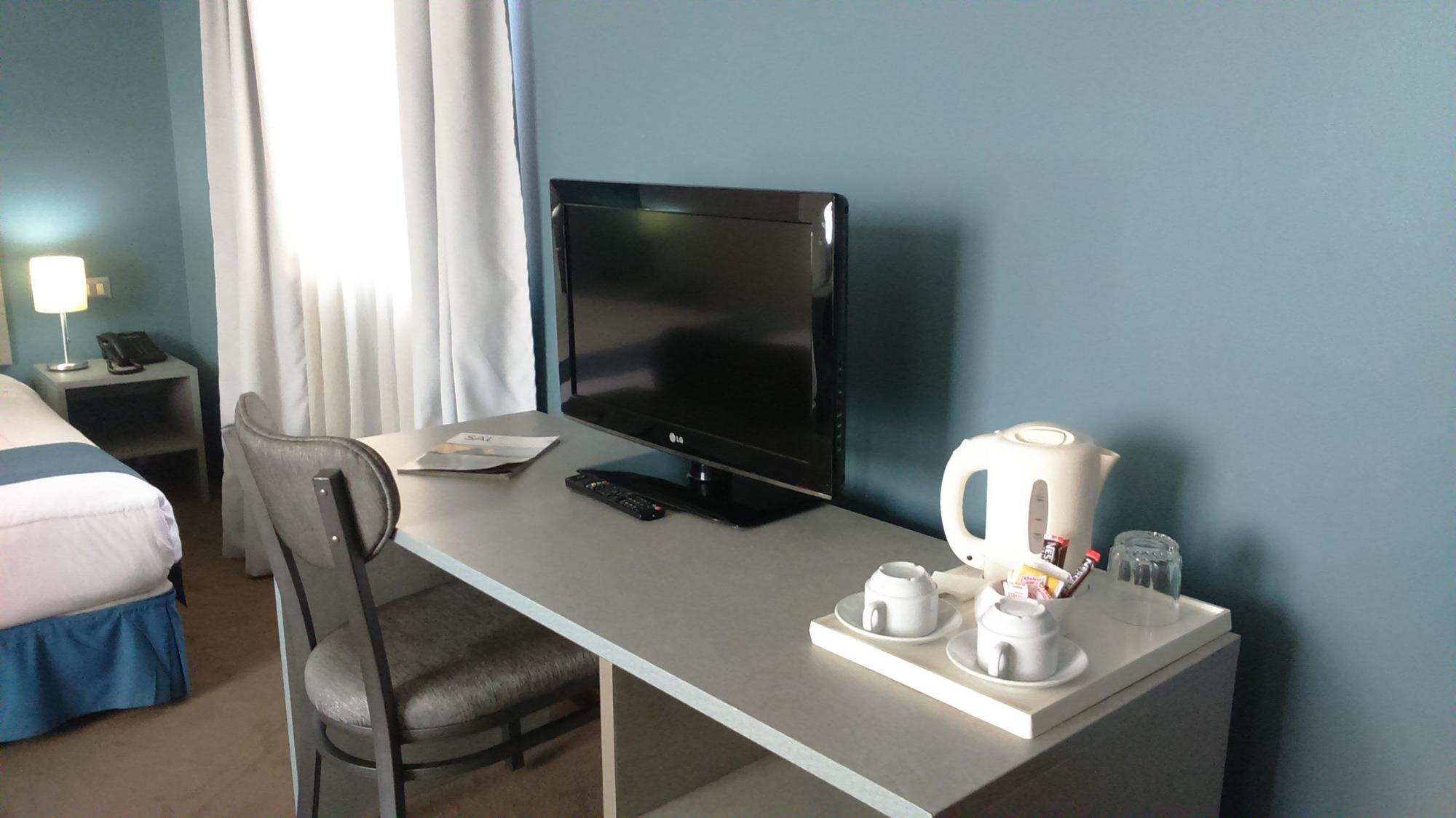 Hotel Gavina Express איקוויקה מראה חיצוני תמונה